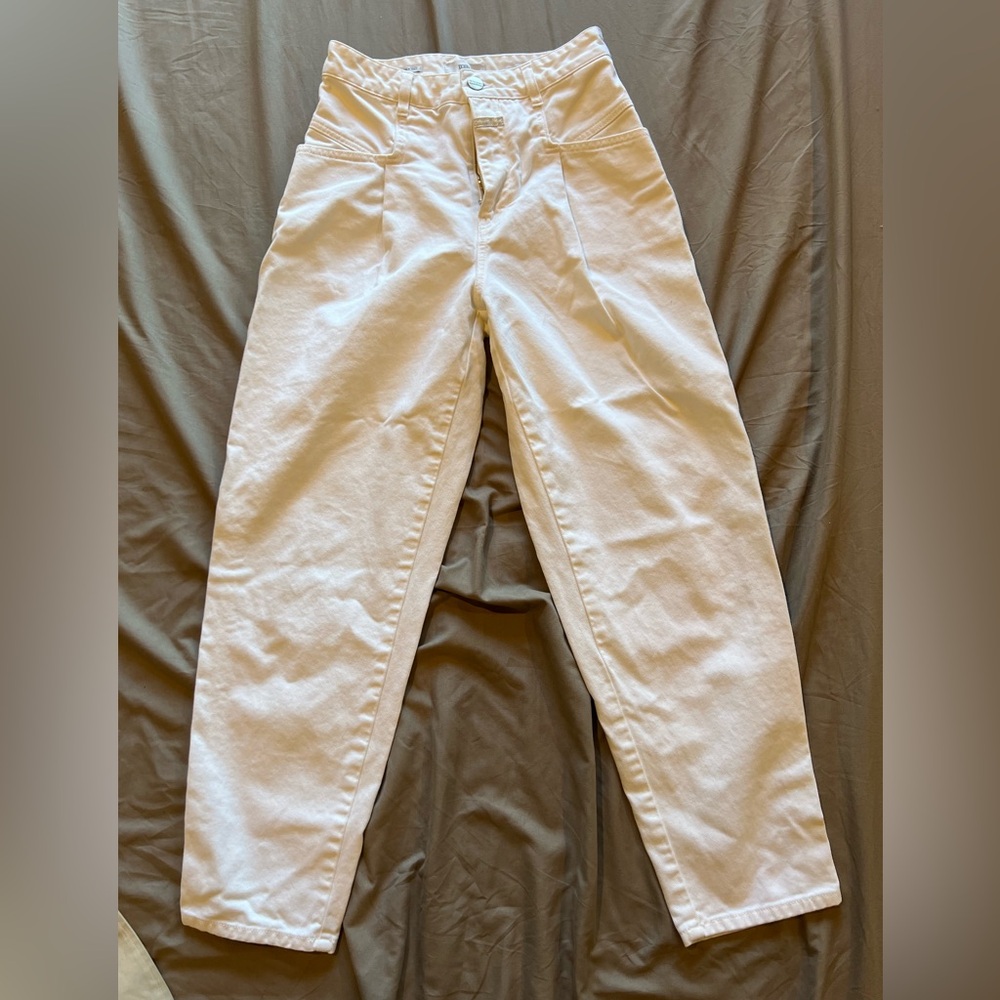 Closed Cream Pants